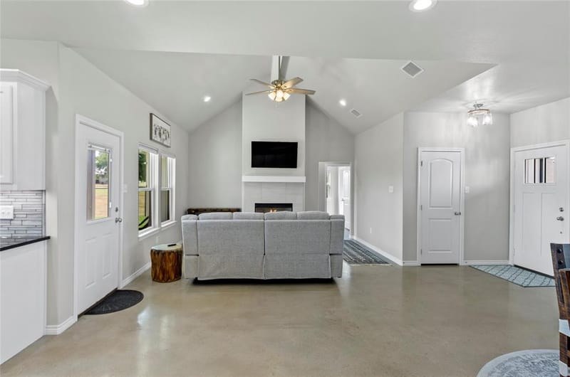 108 Daisy Court, Paradise TX 76073 - Photo 13