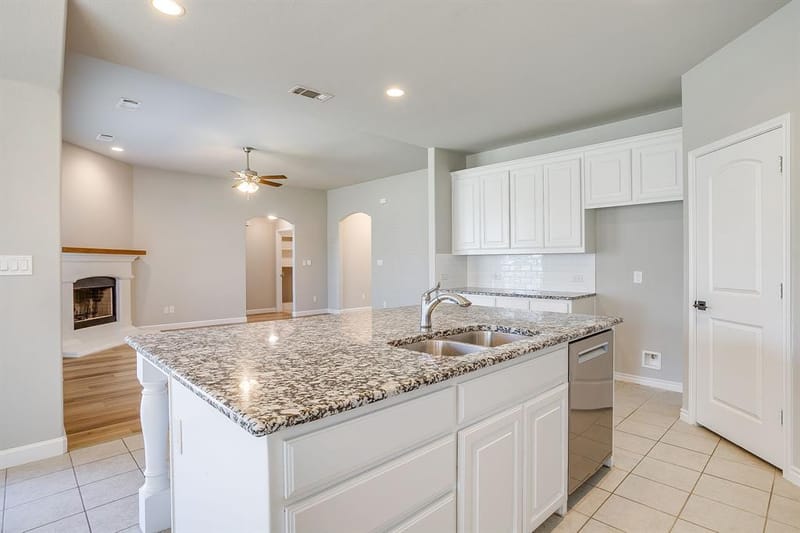 213 Marina Drive, Azle TX 76020 - Photo 16