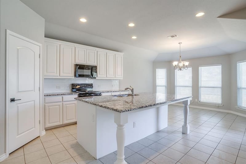 213 Marina Drive, Azle TX 76020 - Photo 12