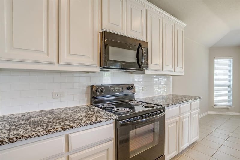 213 Marina Drive, Azle TX 76020 - Photo 15