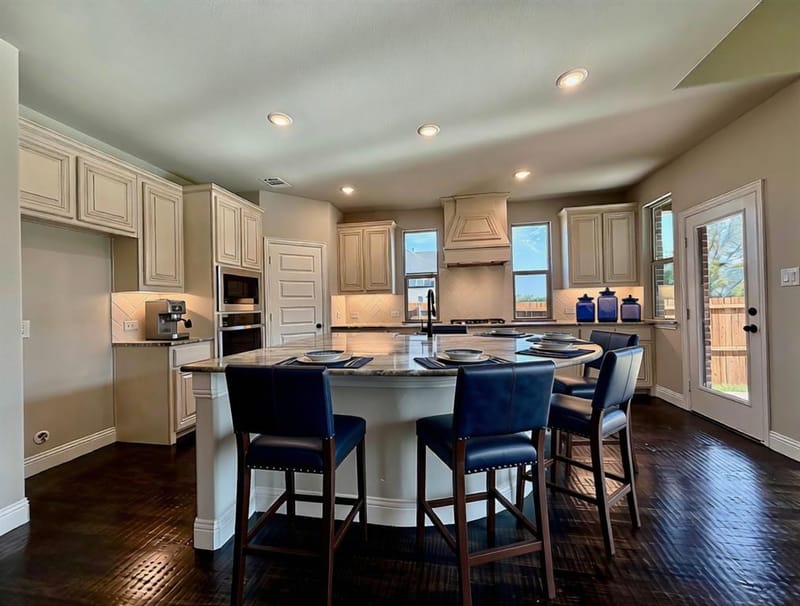 390 Devonshire Drive, Greenville TX 75401 - Photo 2