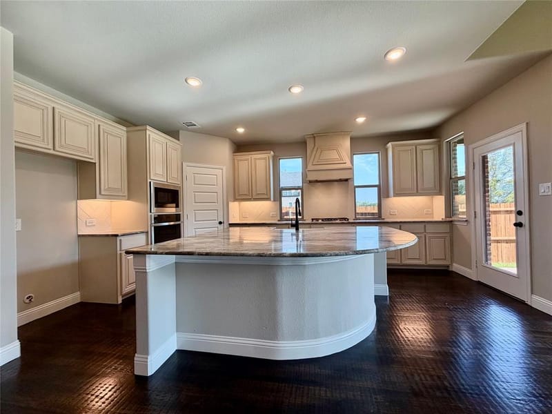 390 Devonshire Drive, Greenville TX 75401 - Photo 10