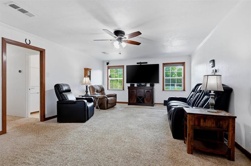 27513 State Highway 56, Whitesboro TX 76273 - Photo 6