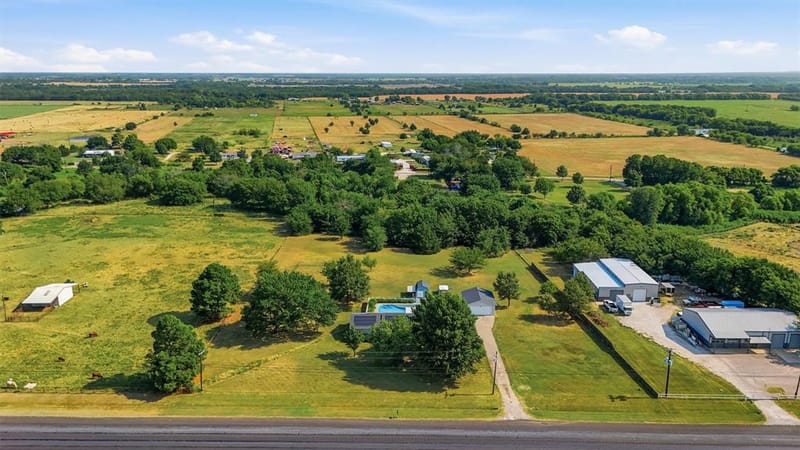 27513 State Highway 56, Whitesboro TX 76273 - Photo 34