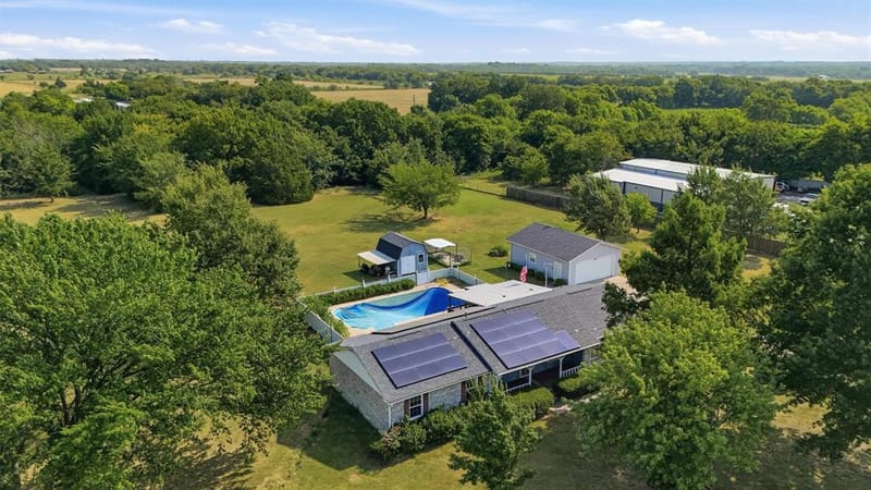27513 State Highway 56, Whitesboro TX 76273 - Photo 38