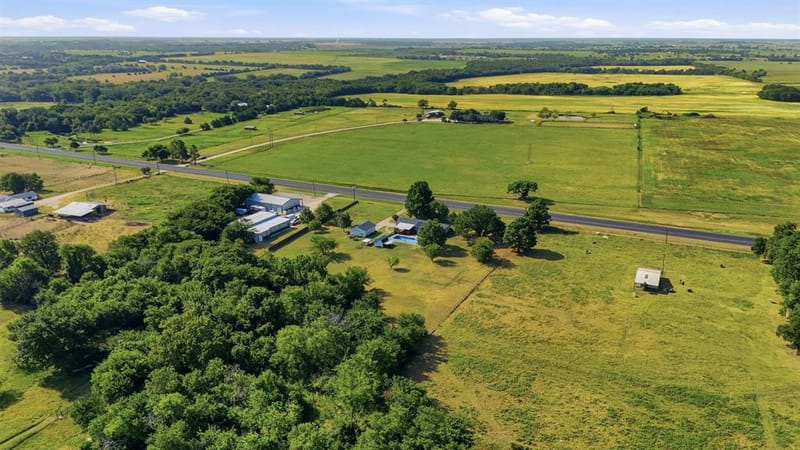 27513 State Highway 56, Whitesboro TX 76273 - Photo 39