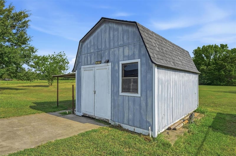 27513 State Highway 56, Whitesboro TX 76273 - Photo 25