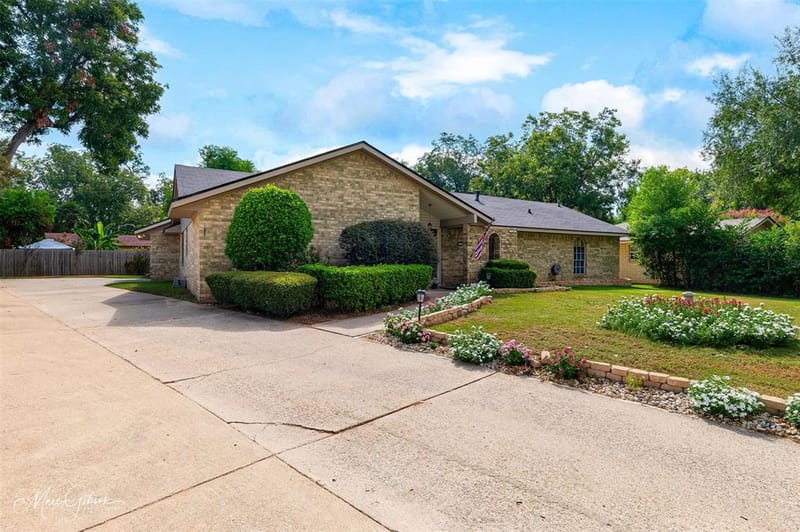 1318 Parkway Circle, Bossier City LA 71112 - Photo 2