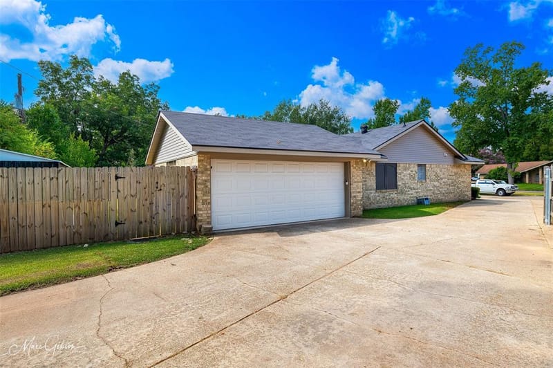 1318 Parkway Circle, Bossier City LA 71112 - Photo 3