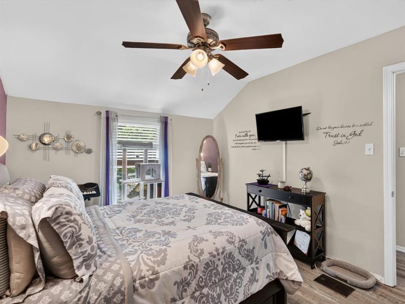 3018 Harbinger Lane, Dallas TX 75287 - Photo 11