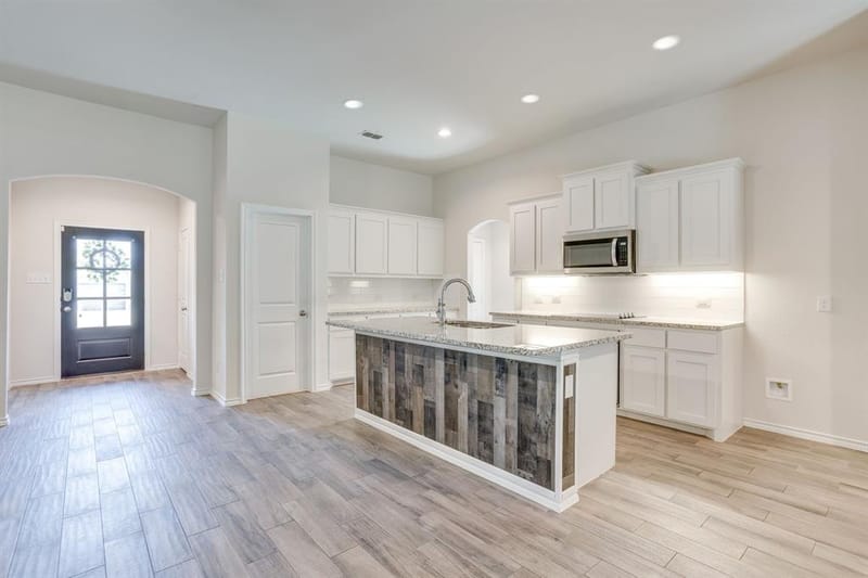 1533 Grassy Meadows Drive, Burleson TX 76058 - Photo 12