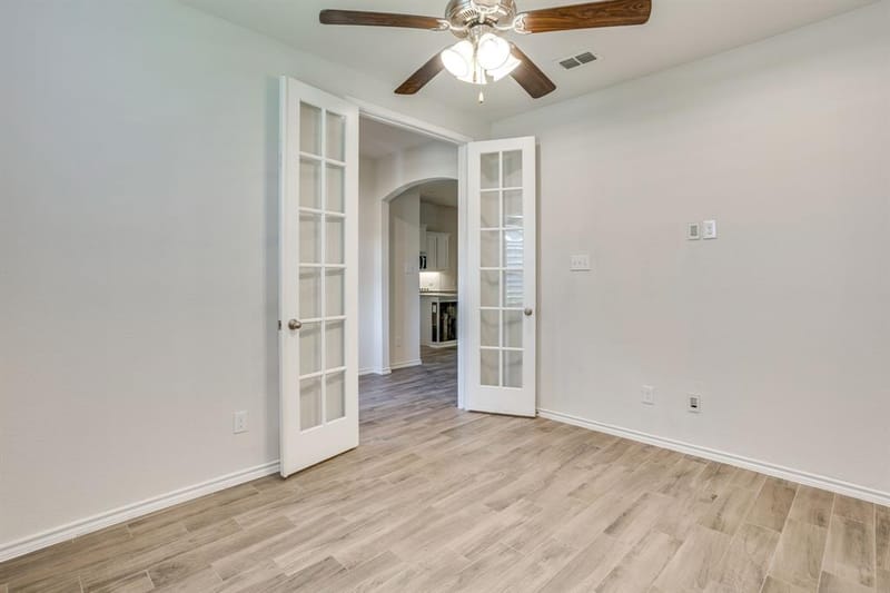 1533 Grassy Meadows Drive, Burleson TX 76058 - Photo 7
