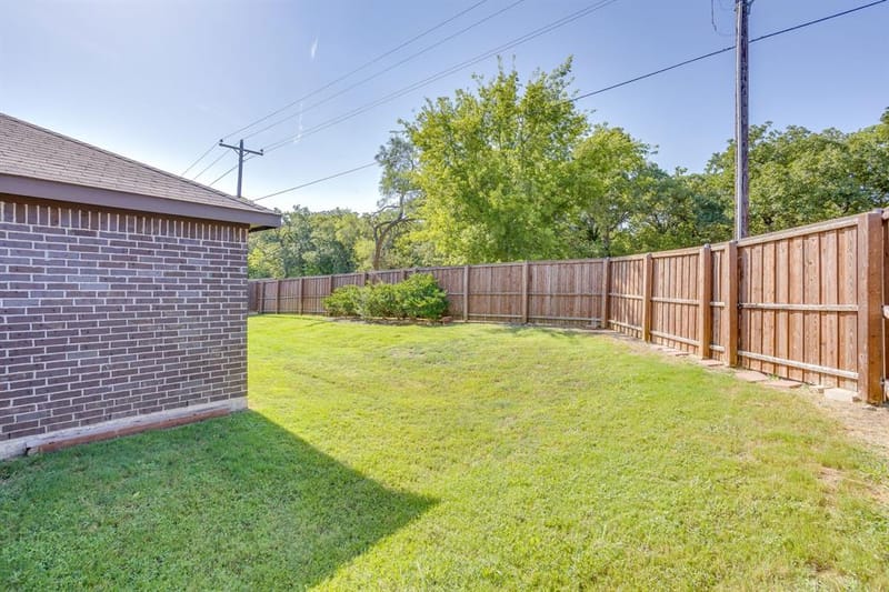 1533 Grassy Meadows Drive, Burleson TX 76058 - Photo 38