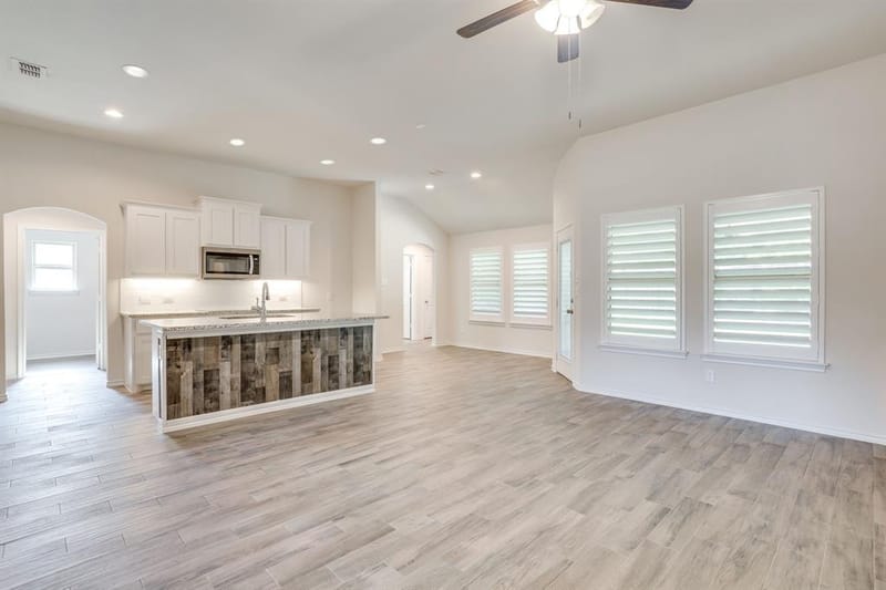 1533 Grassy Meadows Drive, Burleson TX 76058 - Photo 11