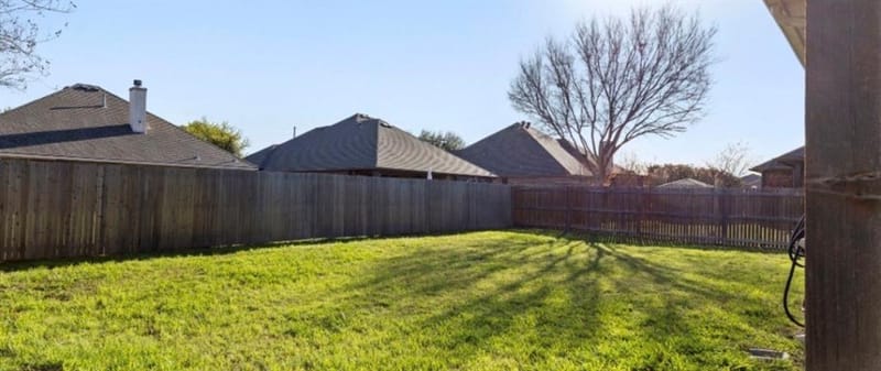 565 Griffith Drive, Saginaw TX 76179 - Photo 16