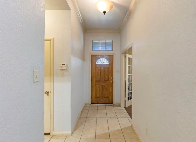 565 Griffith Drive, Saginaw TX 76179 - Photo 3