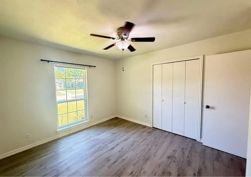 8506 Londonderry Lane, Dallas TX 75228 - Photo 15