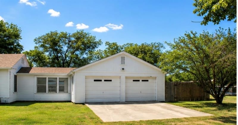 400 S San Jacinto Street, Whitney TX 76692 - Photo 13