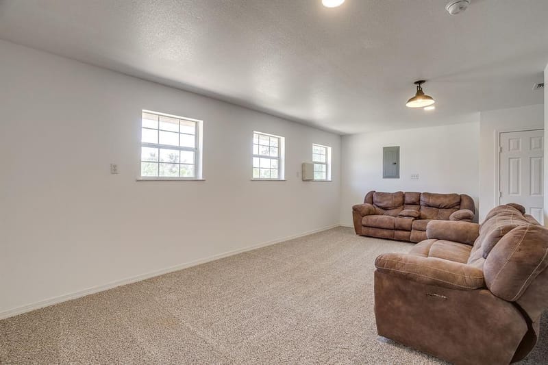 321 E Woody Creek Court, Springtown TX 76082 - Photo 18