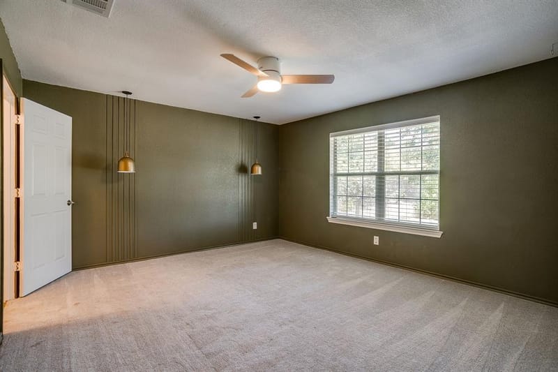 321 E Woody Creek Court, Springtown TX 76082 - Photo 11