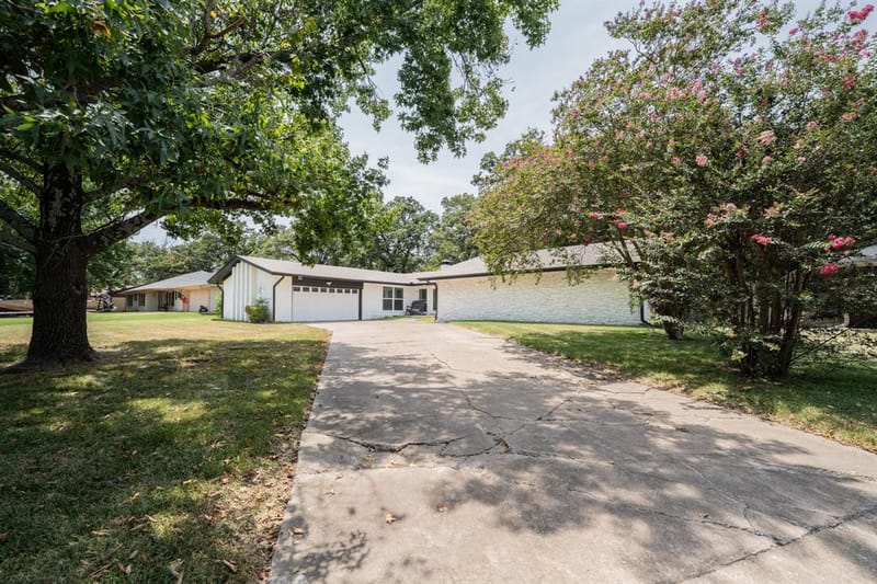 316 Woodcrest Circle, Sulphur Springs TX 75482 - Photo 32