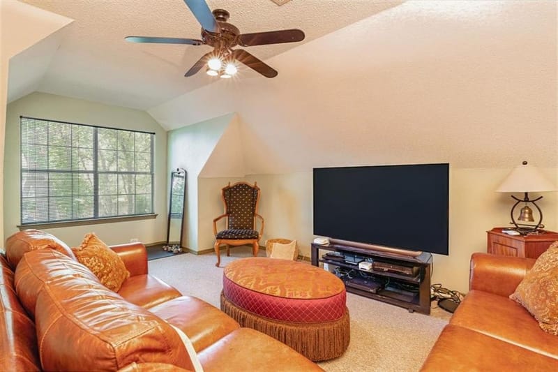 301 W Mill Valley Drive, Colleyville TX 76034 - Photo 23