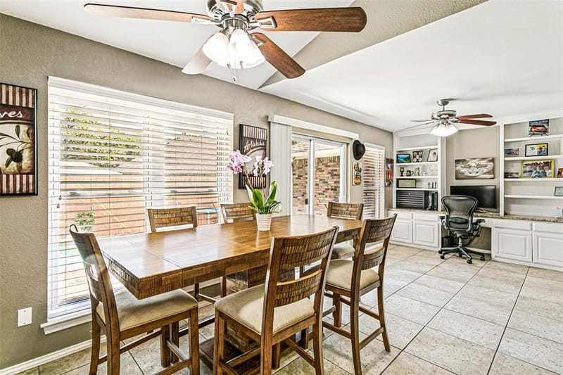 4801 Gaylewood Court, Arlington TX 76017 - Photo 4