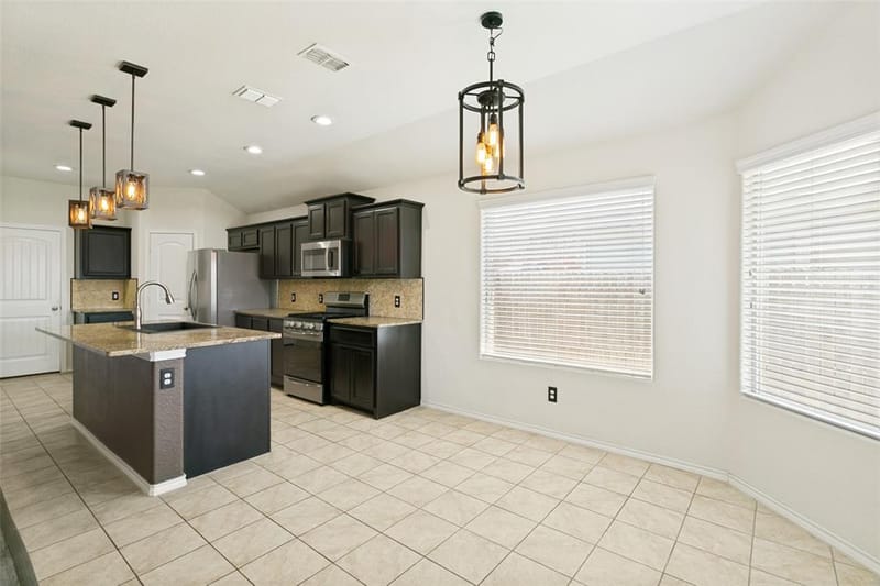 7205 Wavecrest Way, Fort Worth TX 76179 - Photo 9
