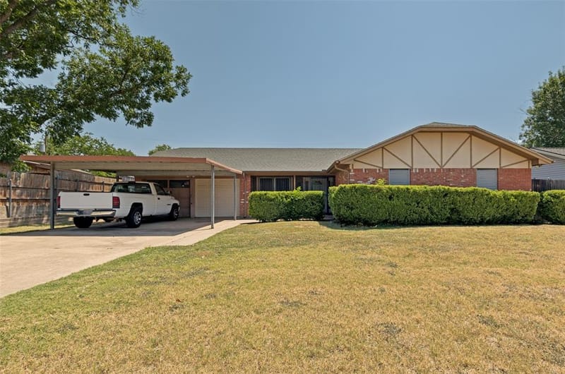 7805 Marlborough Drive W, Fort Worth TX 76134