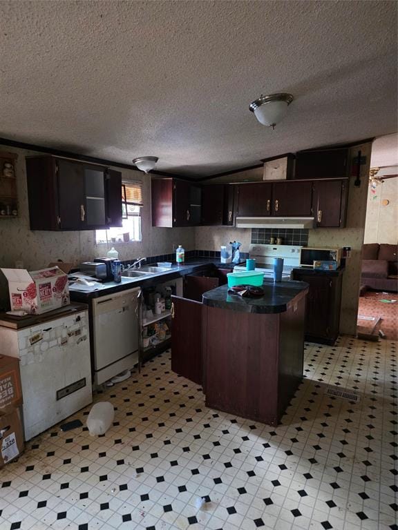1687 Northshore Road, Hawk Cove TX 75474 - Photo 21