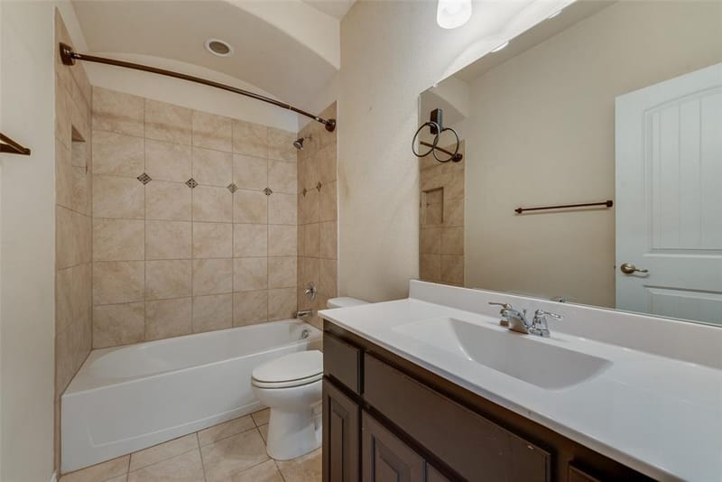 1733 Falling Star Drive, Fort Worth TX 76052 - Photo 17