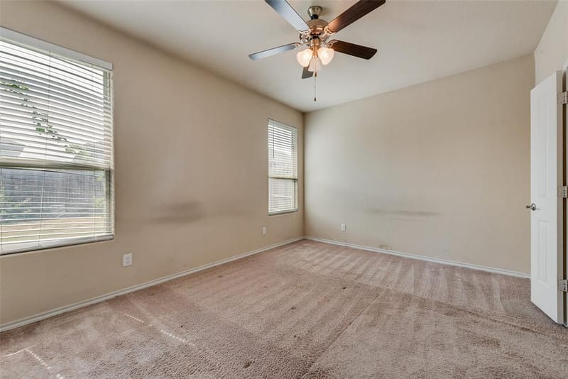 1733 Falling Star Drive, Fort Worth TX 76052 - Photo 14