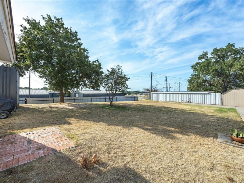 2807 S Lipsey Street, Decatur TX 76234 - Photo 23