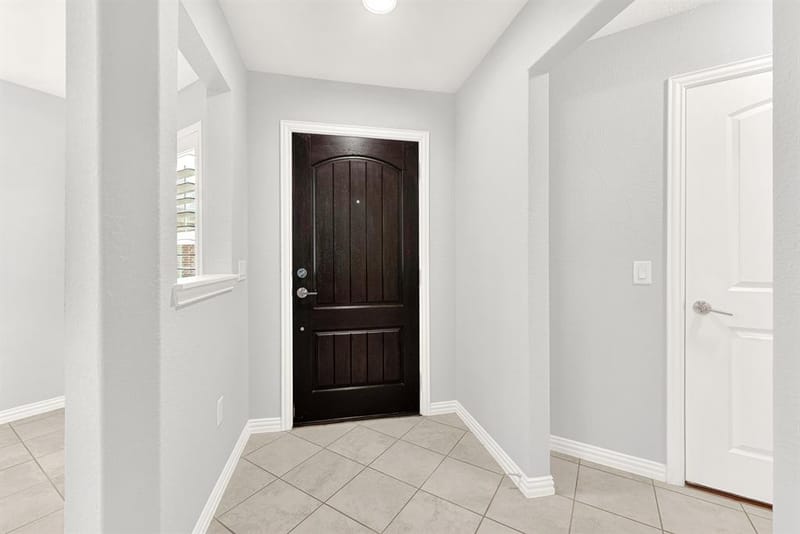 913 Rough Hollow Drive, McKinney TX 75071 - Photo 5