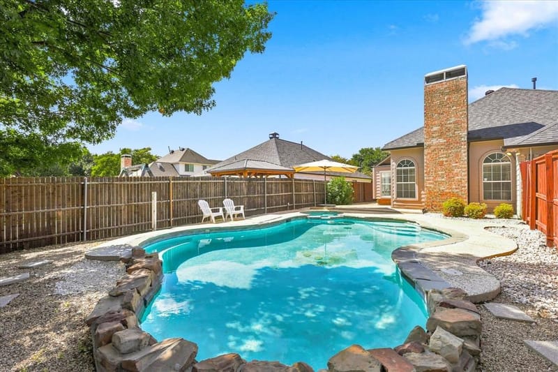 204 Meredith Court, Irving TX 75063 - Photo 33