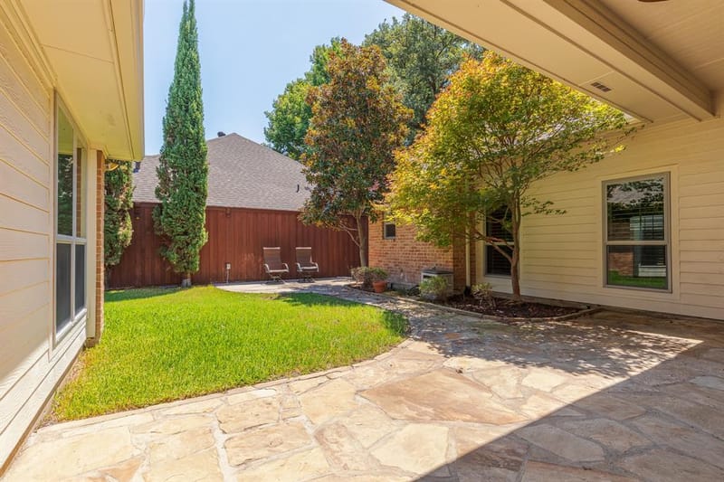 15607 GOLDEN CREEK, Dallas TX 75248 - Photo 24