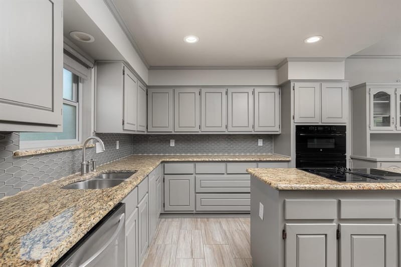15607 GOLDEN CREEK, Dallas TX 75248 - Photo 10