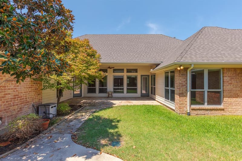 15607 GOLDEN CREEK, Dallas TX 75248 - Photo 29