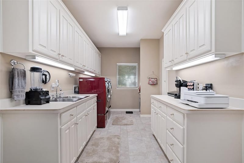 2307 Winton Terrace Court, Granbury TX 76048 - Photo 24