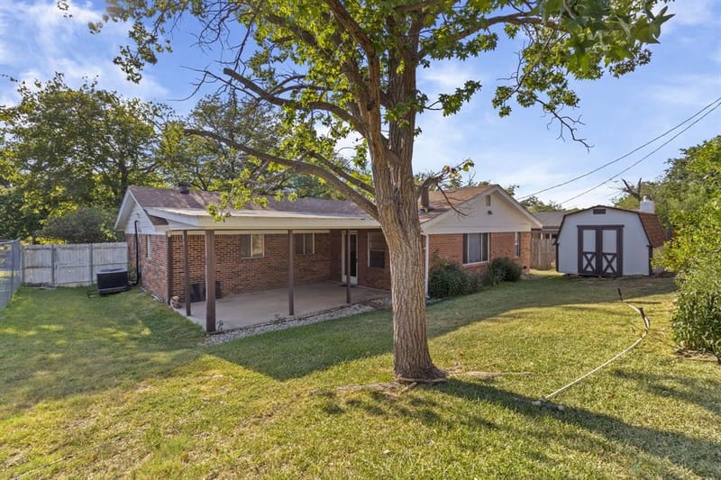 840 Comal Avenue, White Settlement TX 76108 - Photo 30