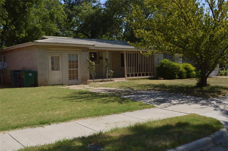 5624 Volder Drive, Fort Worth TX 76114 - Photo 3