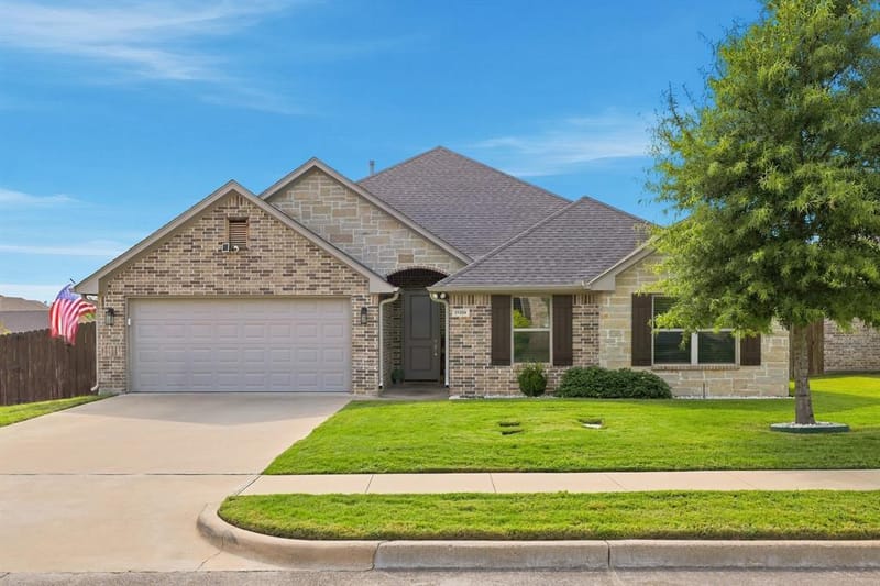 11334 Windsor Park Drive, Tyler TX 75709 - Photo 2