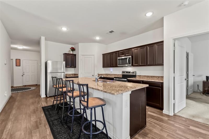500 Swift Current Drive, Crowley TX 76036 - Photo 6