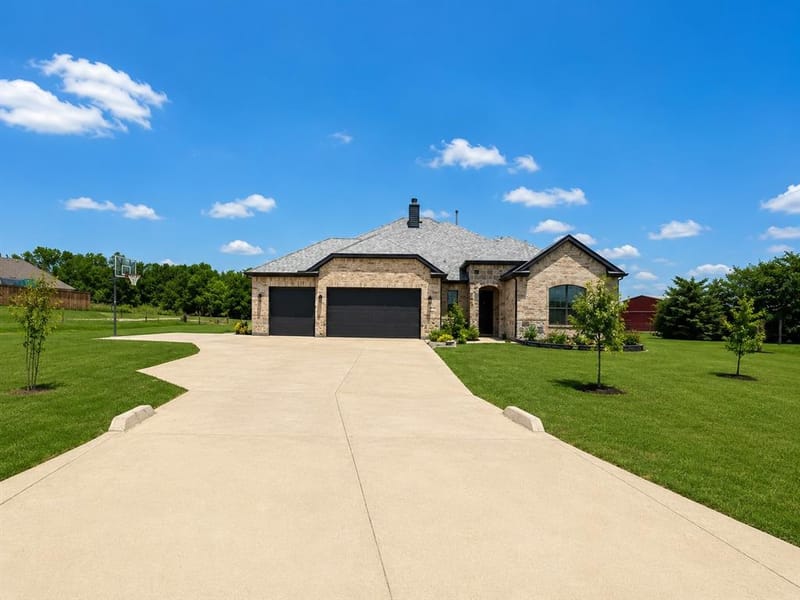 1701 Flint Circle, Van Alstyne TX 75495 - Photo 10