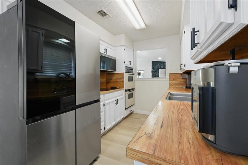 4609 Rockland Drive, Arlington TX 76016 - Photo 13