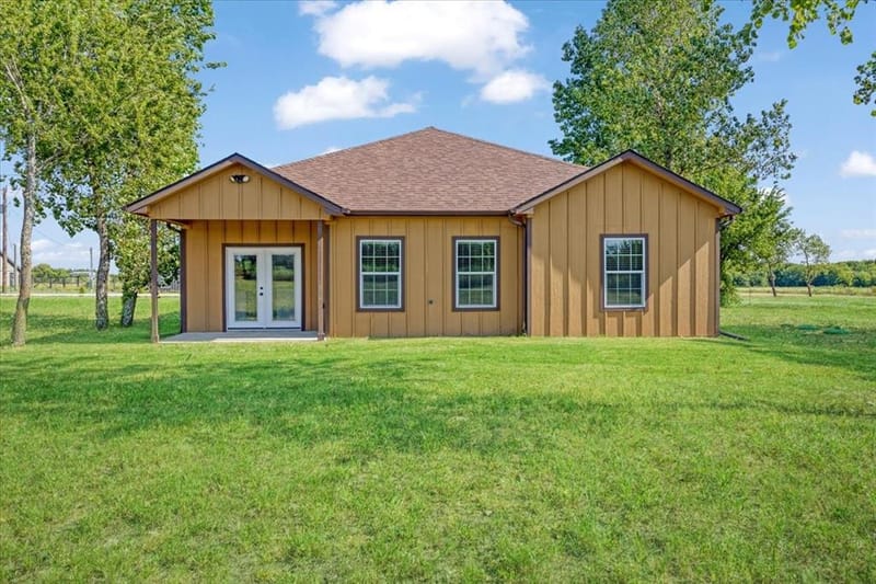 300 Private Road 36008, Honey Grove TX 75446 - Photo 28