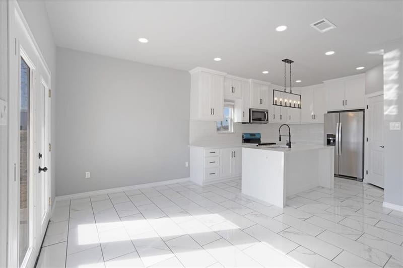 300 Private Road 36008, Honey Grove TX 75446 - Photo 20