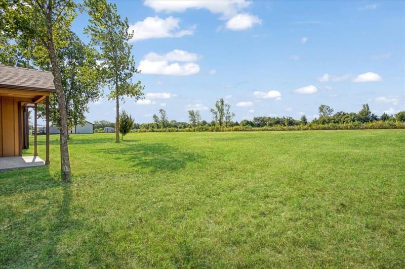 300 Private Road 36008, Honey Grove TX 75446 - Photo 31