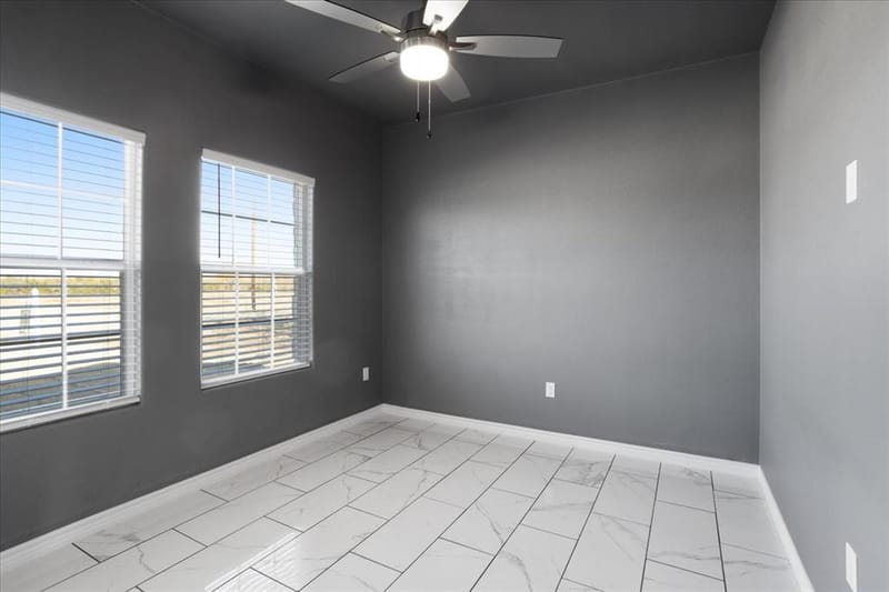 300 Private Road 36008, Honey Grove TX 75446 - Photo 8