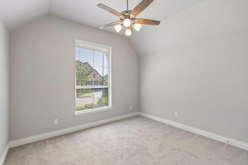 5708 Lake Jackson Drive, Fort Worth TX 76126 - Photo 7